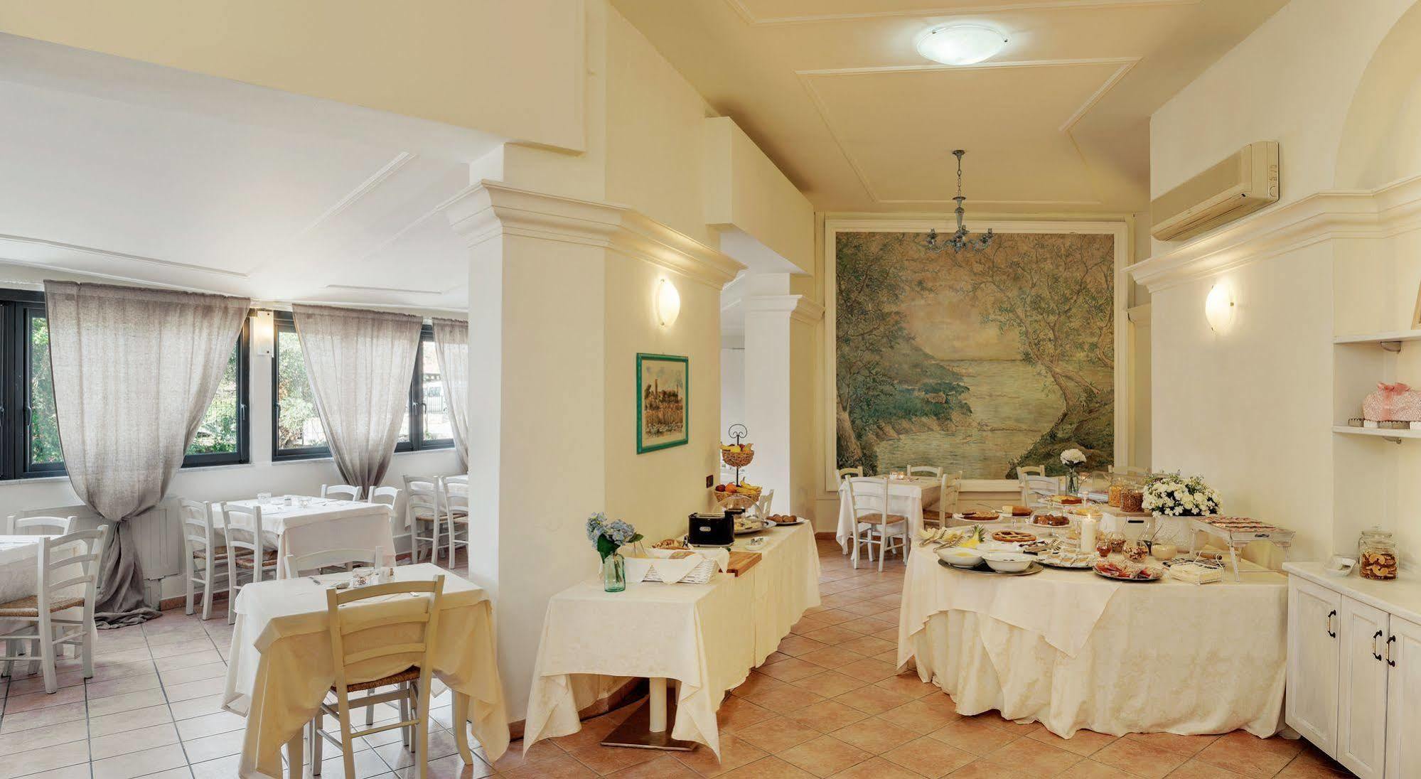 Hotel Rosa Dei Venti 레리치 외부 사진