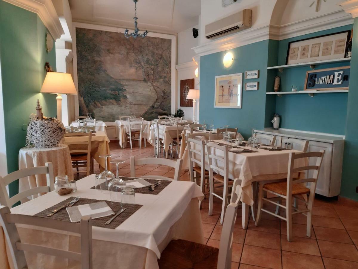 Hotel Rosa Dei Venti 레리치 외부 사진